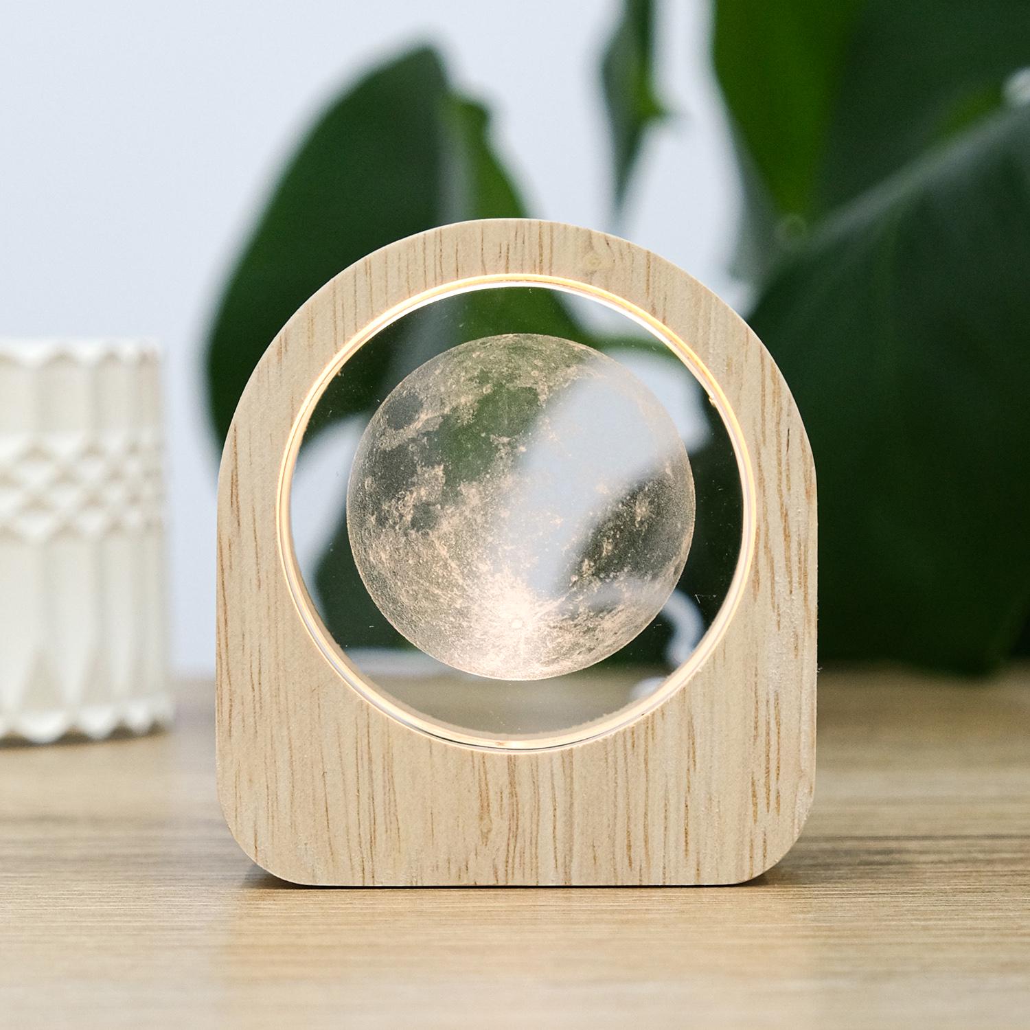 Ночник 3D Гранд Презент Лазерная Луна хрустальная с деревянным основанием и USB 7,5х8,5х3 см (MH-TF0259-3-8D)