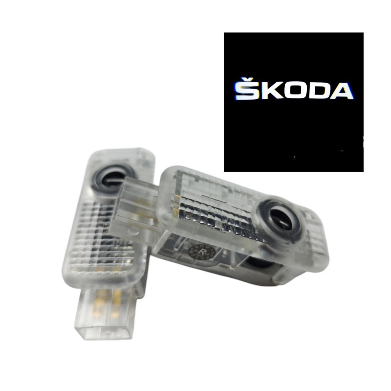 Підсвічування на двері автомобіля світлодіодне VIP штатне з логотипом Skoda Fabia/Octavia/Roomster/Superb (2477331356) - фото 2 Підсвічування на двері автомобіля світлодіодне VIP штатне з логотипом Skoda Fabia/Octavia/Roomster/Superb (2477331356) - фото 2