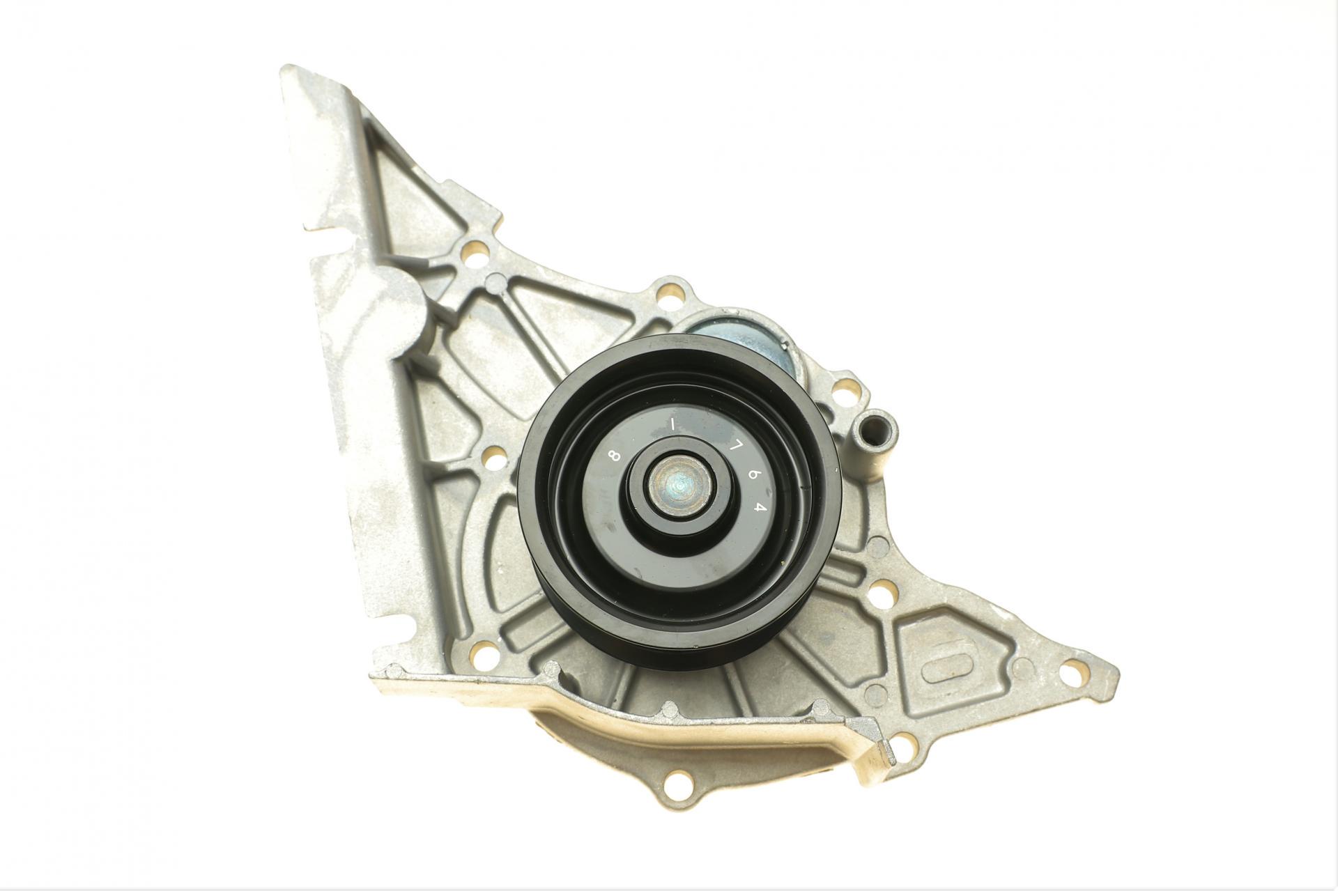 Водяная помпа Bugatti Audi A6/A8 3.7/4.2 quattro 98-10/VW Phaeton/Touareg 4.2 V8 02-16 R/B 5 лопастей (PA10021)