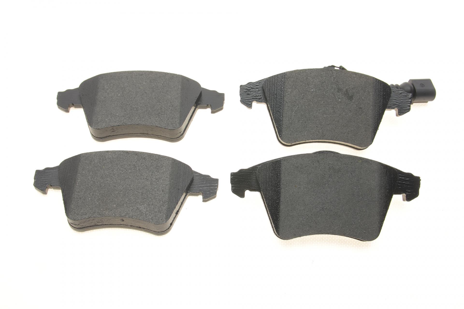 Колодки тормозные передние TEXTAR 2374602 VW Multivan/T5 03-/T6 15- Teves Q+ с датчиком