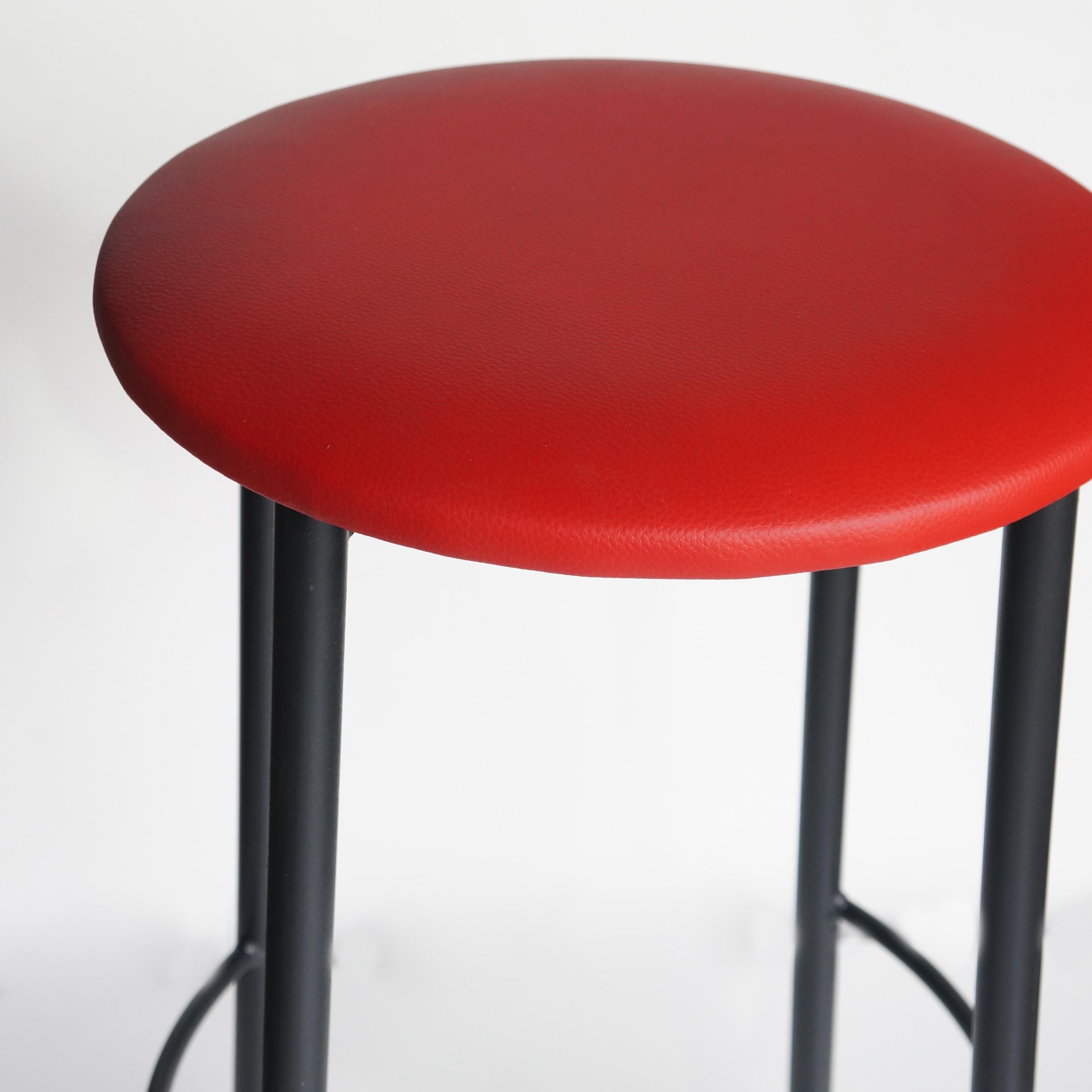 Барный табурет АНТ Марко Хокер Черный/Красный (26241-02) - фото 2