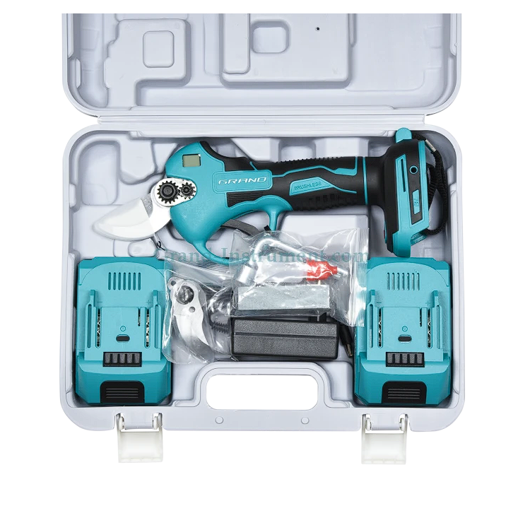 Секатор аккумуляторный Grand СА-30F/20BL-2 бесщеточный 2 АКБ кейс - фото 4 Секатор аккумуляторный Grand СА-30F/20BL-2 бесщеточный 2 АКБ кейс - фото 4