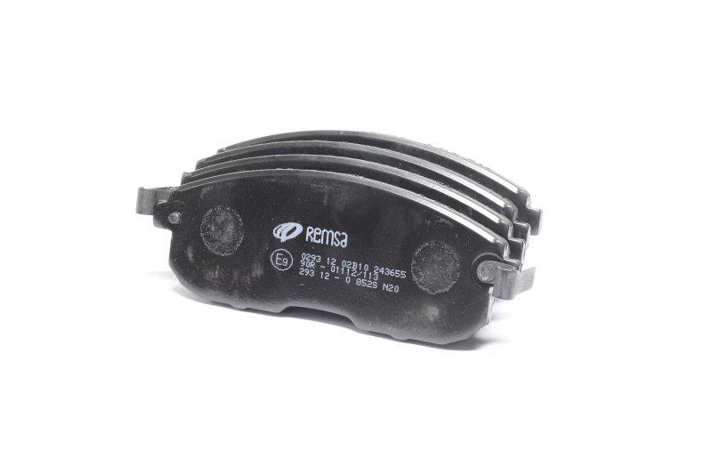 Тормозные колодки дисковые передние Nissan Maxima qx 94-99 Remsa 0293 12 (0293.12 Remsa)