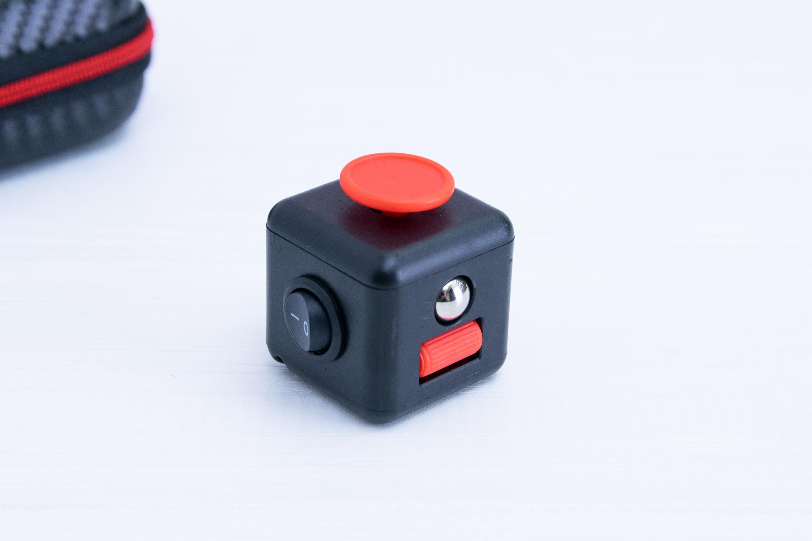 Кубик антистрес Fidget cube з кейсом нестандартний Black/Red - фото 2