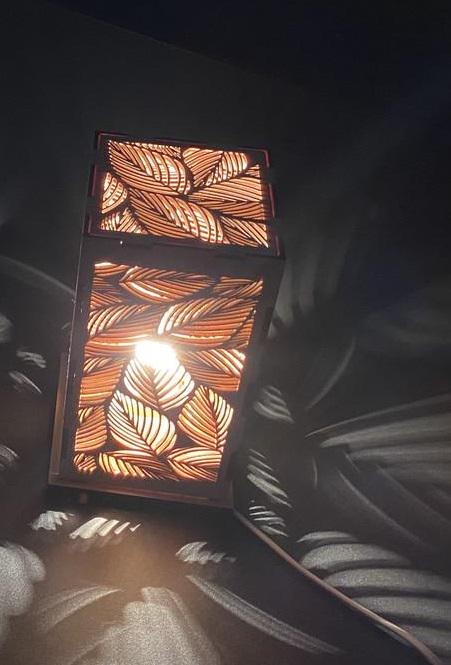 Ночник деревянный декоративный Лепесток 22х11х11 см Дерево светлое (SV-609)