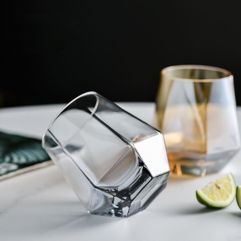 Набір пластикових склянок Діамант для напоїв святкові міцні 6 шт. 350 мл Прозорий - фото 3 Набір пластикових склянок Діамант для напоїв святкові міцні 6 шт. 350 мл Прозорий - фото 3