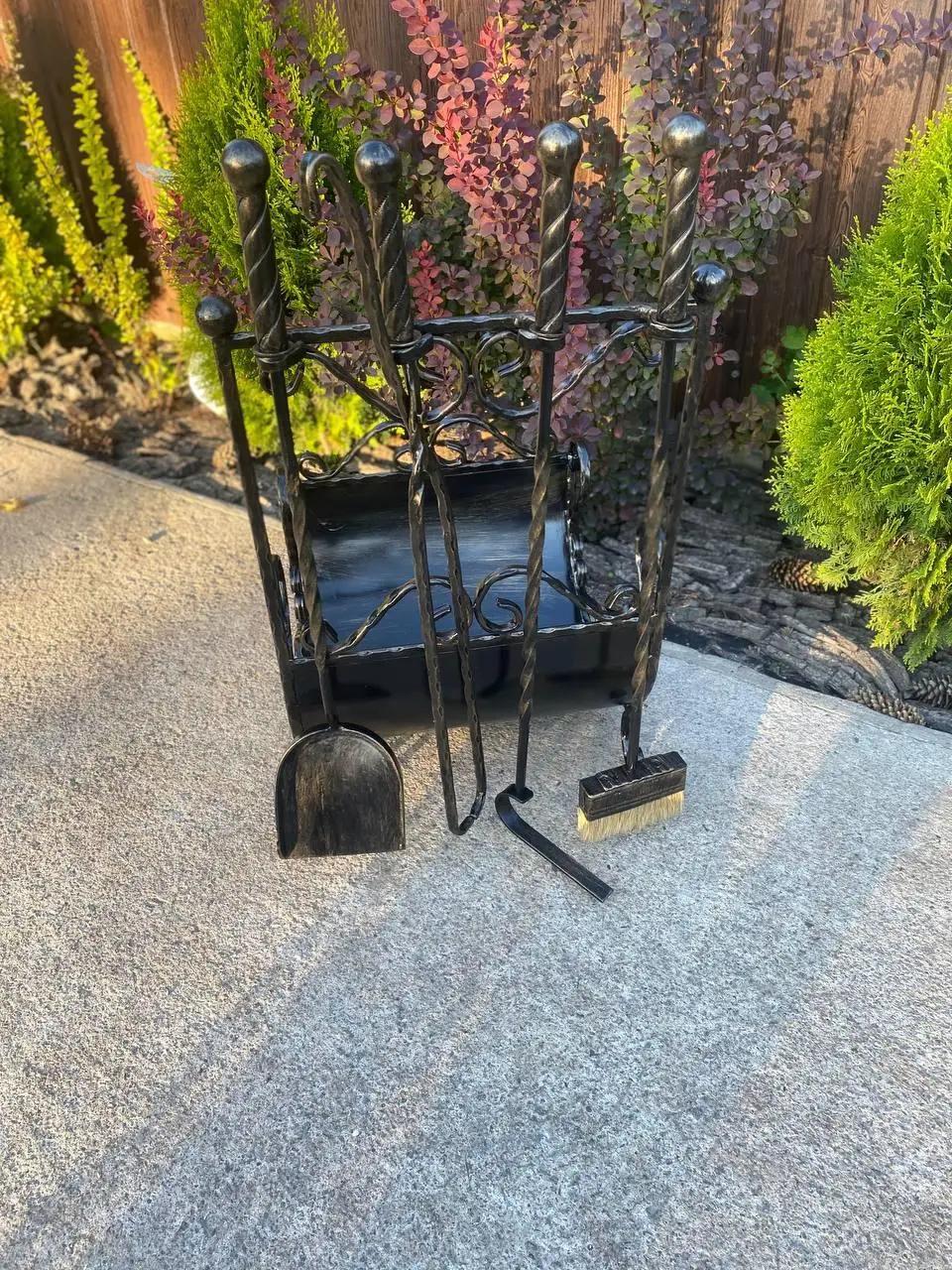 Каминный набор с дровником 70х38 см и аксессуарами (Vi_001125)