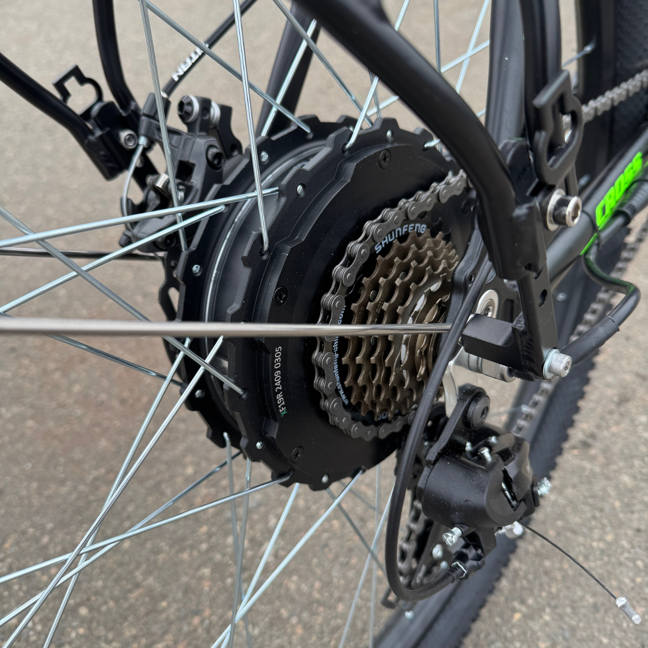 Велосипед з Е-комплектом Titan з багажником 29" Hunter 2025 48 В 1000 Вт MXSUS 15 Ah/до 55 км запас ходу з дисплеєм LSD10/Pas-ассистент (c4e8ad5b) - фото 6