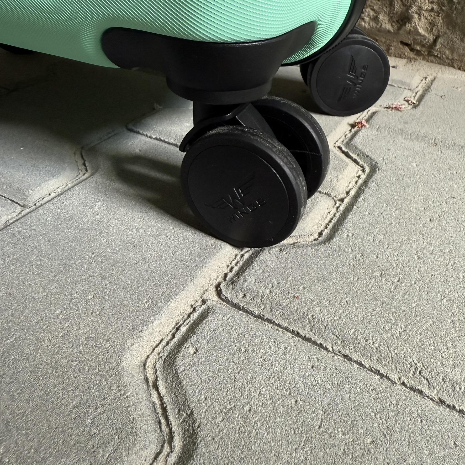 Чемодан Wings PEA01 дорожный S М'ятный (26557645) - фото 8 Чемодан Wings PEA01 дорожный S М'ятный (26557645) - фото 8