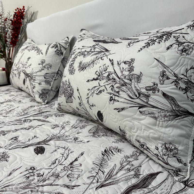 Набор покрывало стеганое с цветочным принтом 200x230 см/2 наволочки 50x70 см Молочный (28710437) - фото 7 Набор покрывало стеганое с цветочным принтом 200x230 см/2 наволочки 50x70 см Молочный (28710437) - фото 7