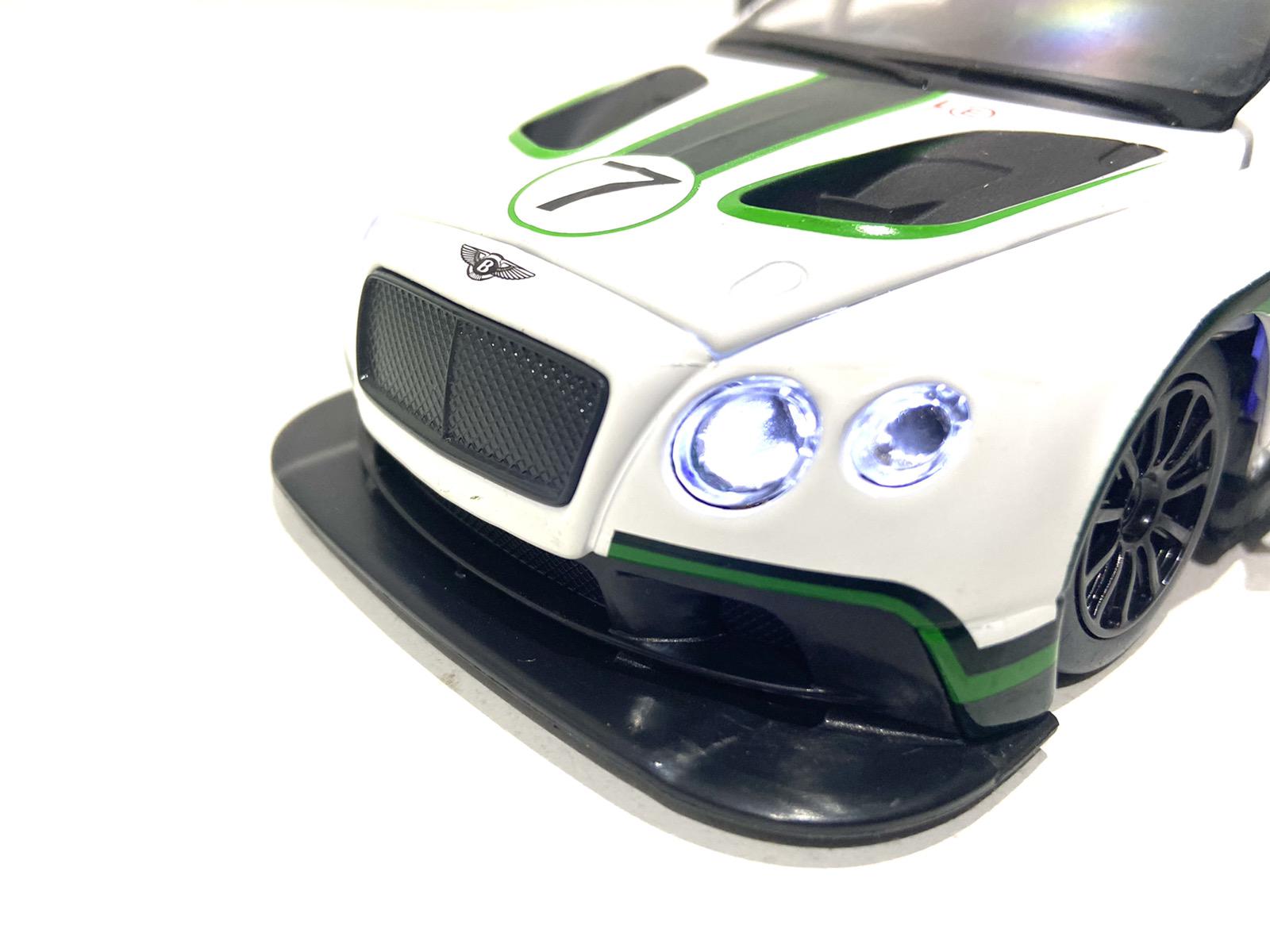 Машинка Автопром Bentley Continental GT3 1:24 Белый (68266A) - фото 8 Машинка Автопром Bentley Continental GT3 1:24 Белый (68266A) - фото 8