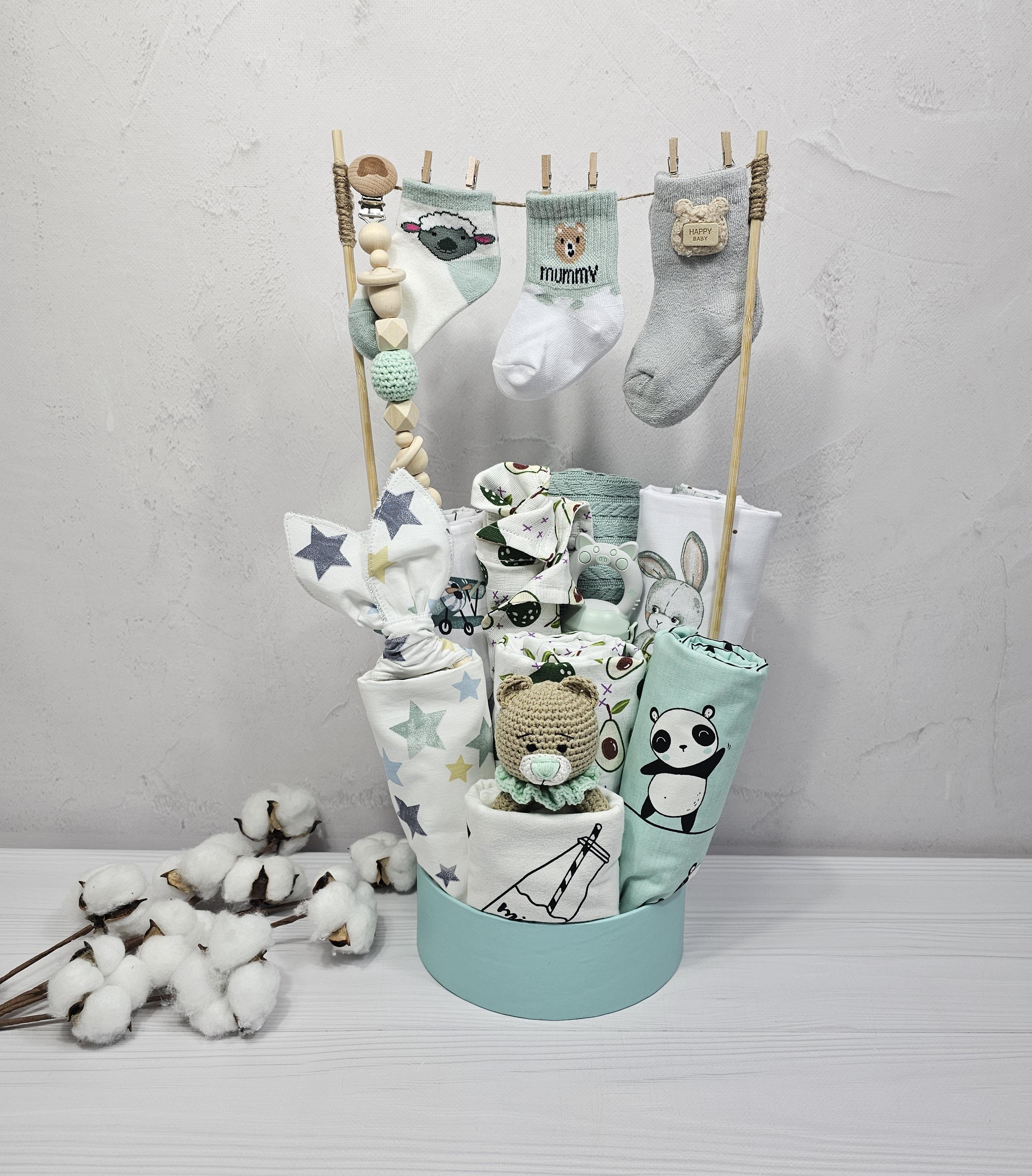 Подарунковий букет для немовлят a.l.babybox Магія зірочок з пелюшками та аксесуарами (30462008)