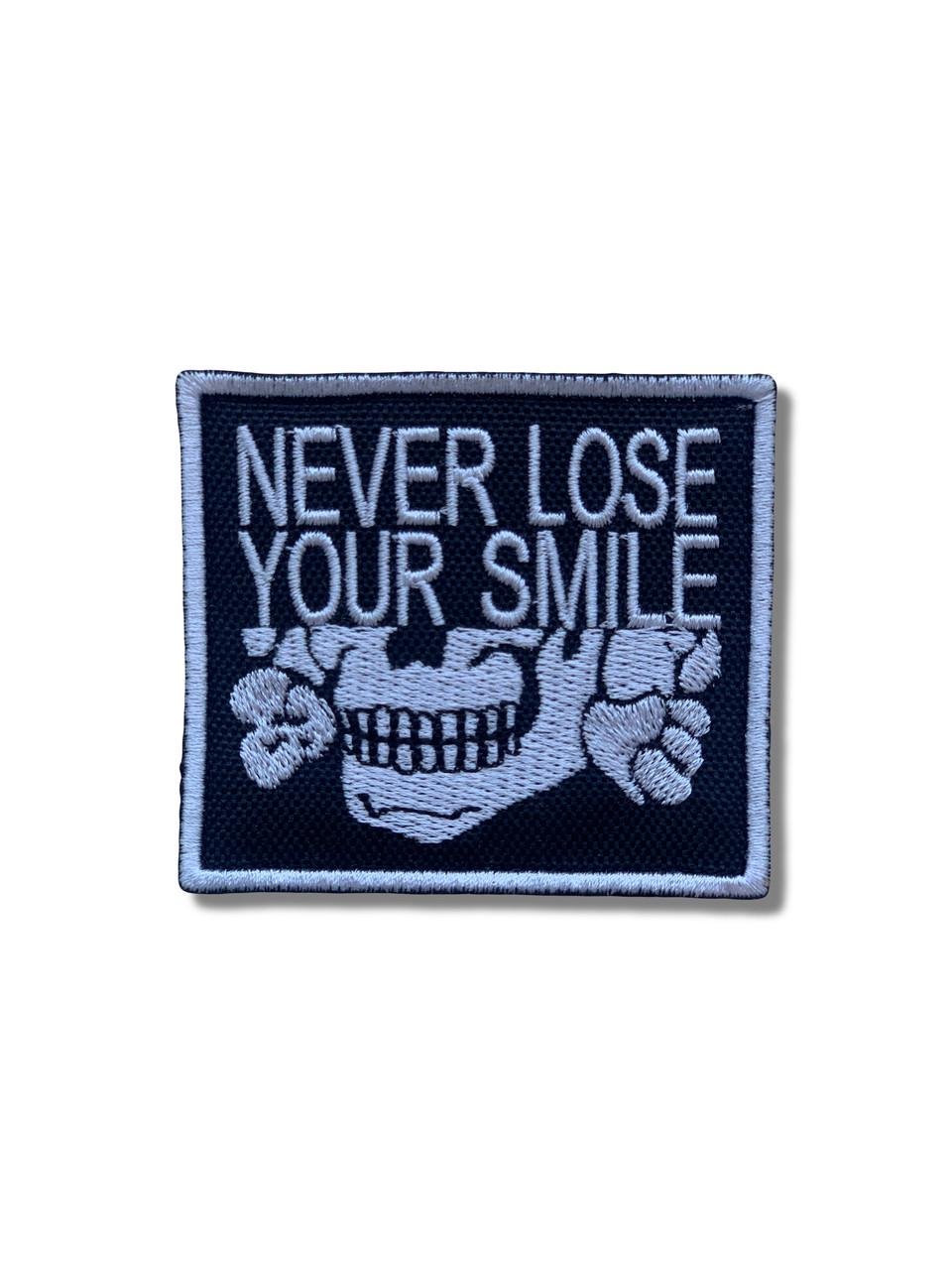 Шеврон на липучці Never lose your smile (12381)