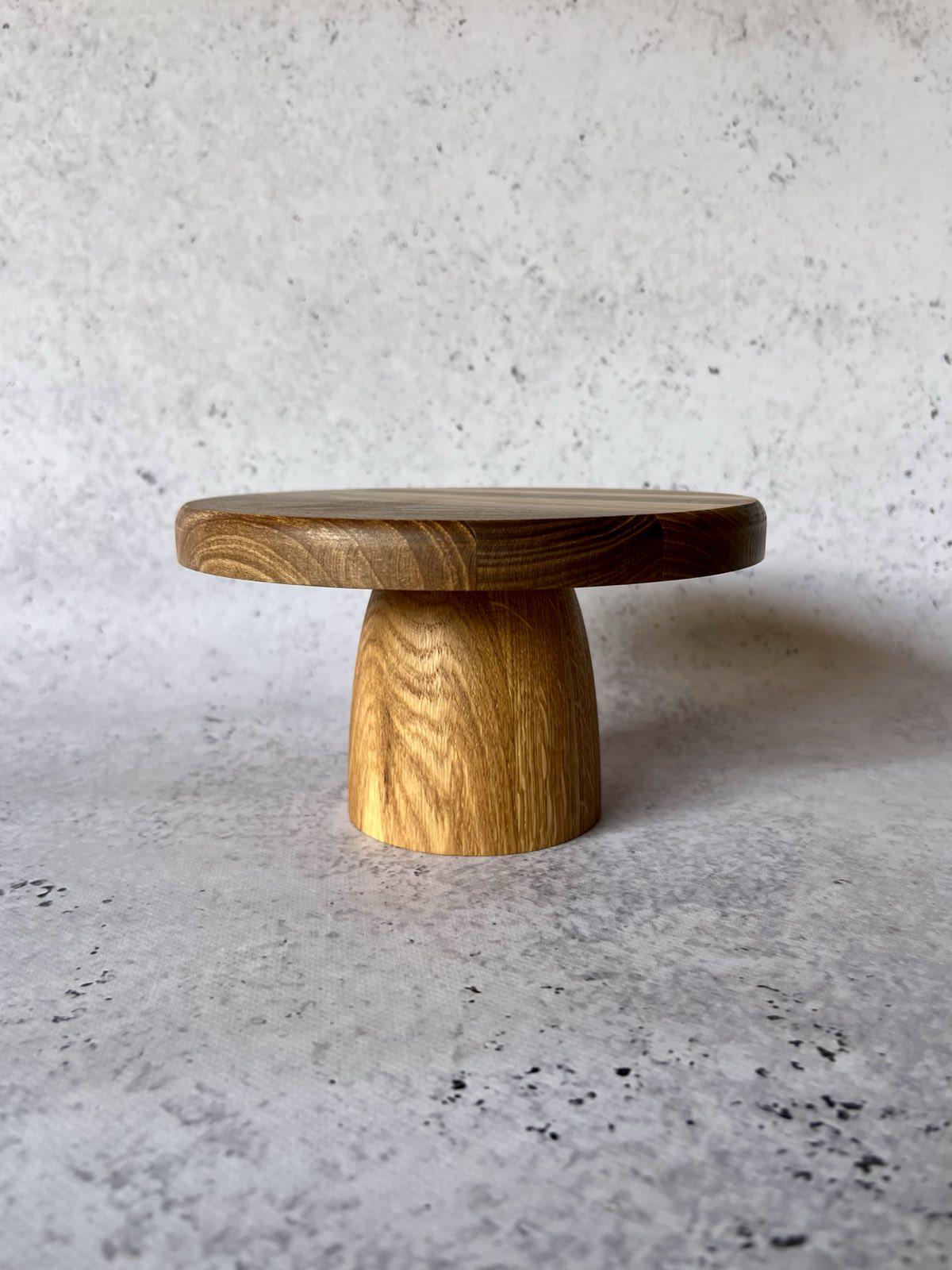 Підставка під торт та кекси з дерева дуба та горіха світла d 20 см