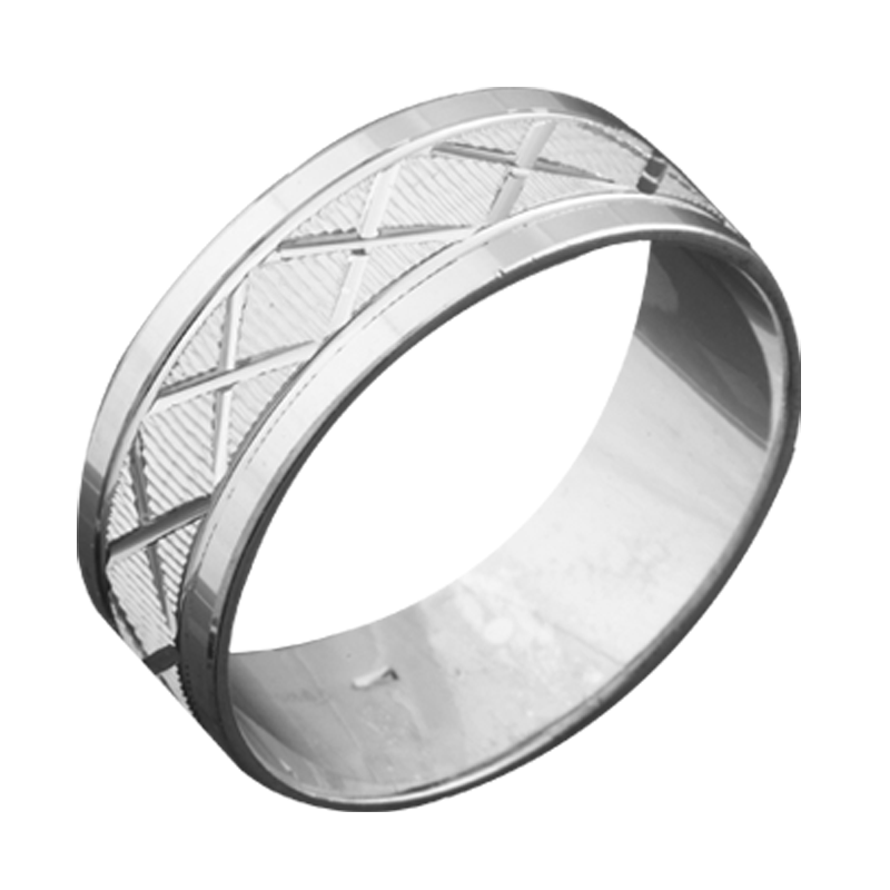 Обручка срібна з вигравіруваним узором у центрі р. 18