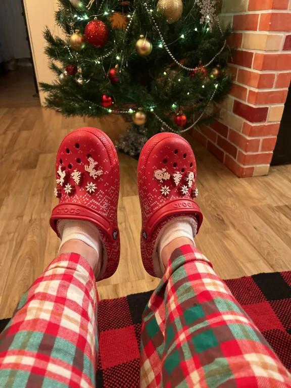 Сабо Crocs Classic Lined Holiday Charm р. W7/EUR 37-38 Red/White (10856453) - фото 8