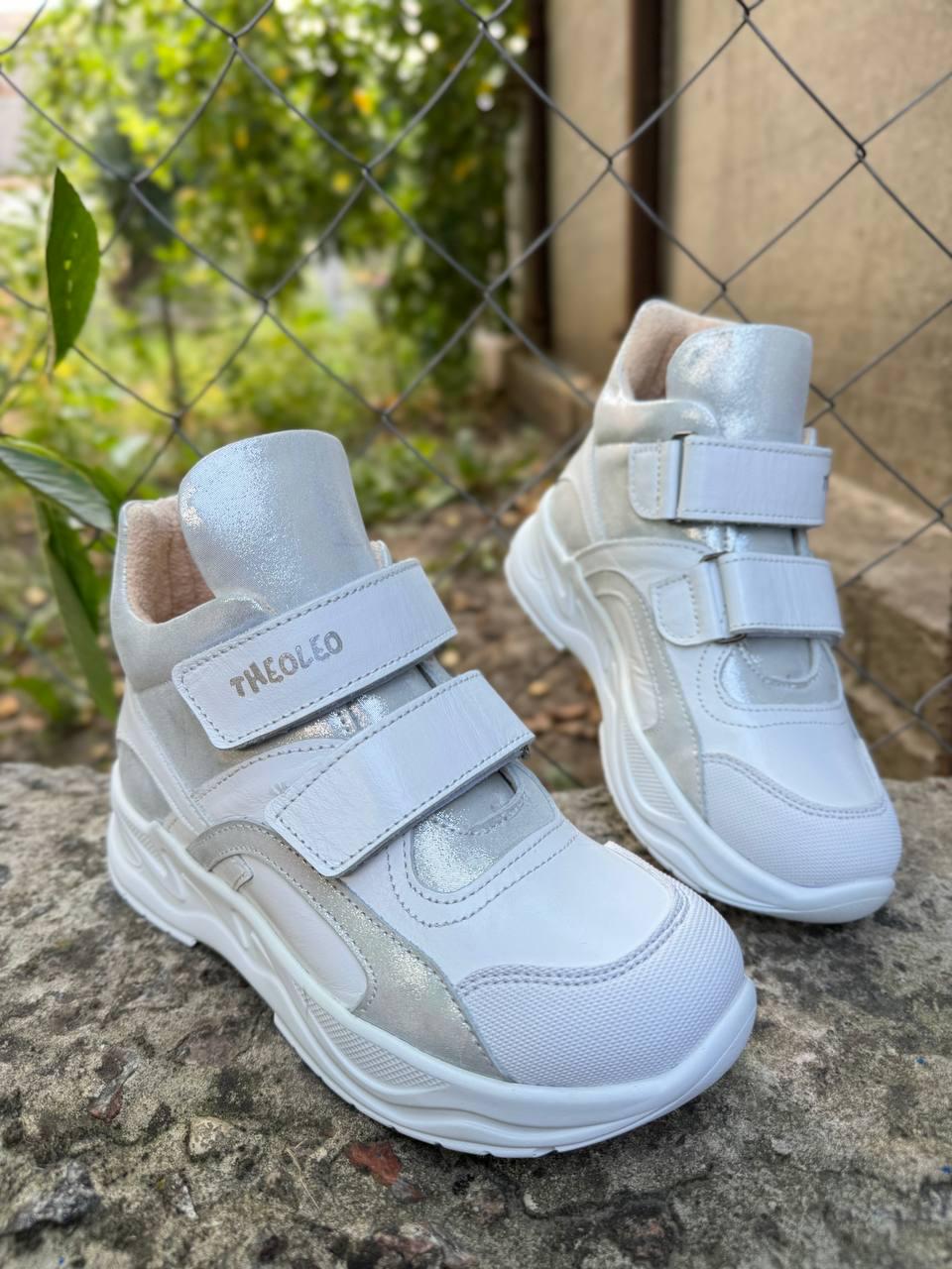 Черевики дитячі ортопедичні для дівчаток Theo Leo 2484SA WH р. 32 20,7 см Білий (2744000372)