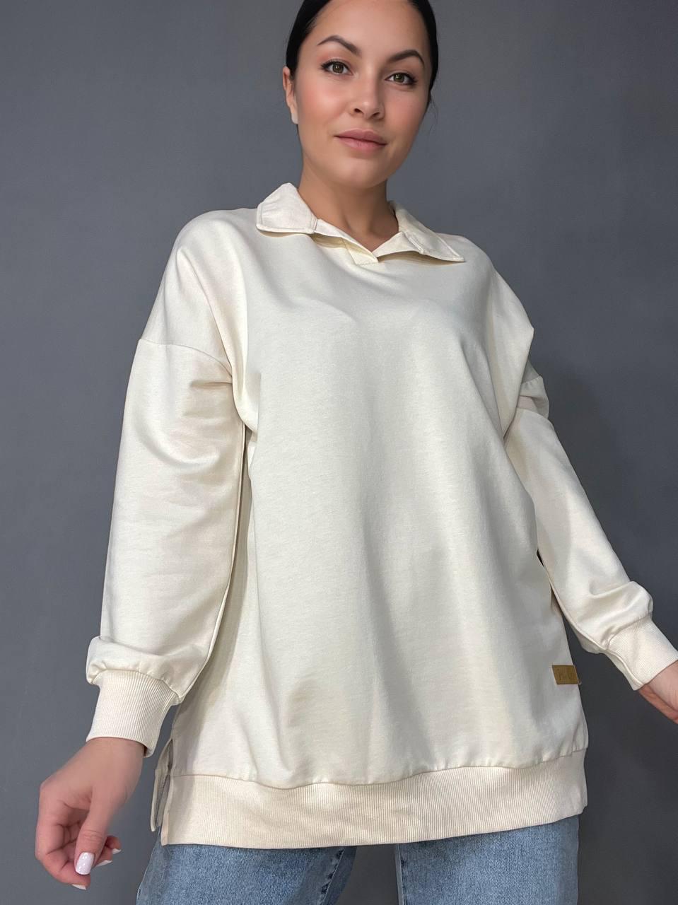 Свитшот женский MY CITY 8054 удлиненный с воротничком разрезы по бокам оверсайз р. 48 Молочный (3304) - фото 7 Свитшот женский MY CITY 8054 удлиненный с воротничком разрезы по бокам оверсайз р. 48 Молочный (3304) - фото 7