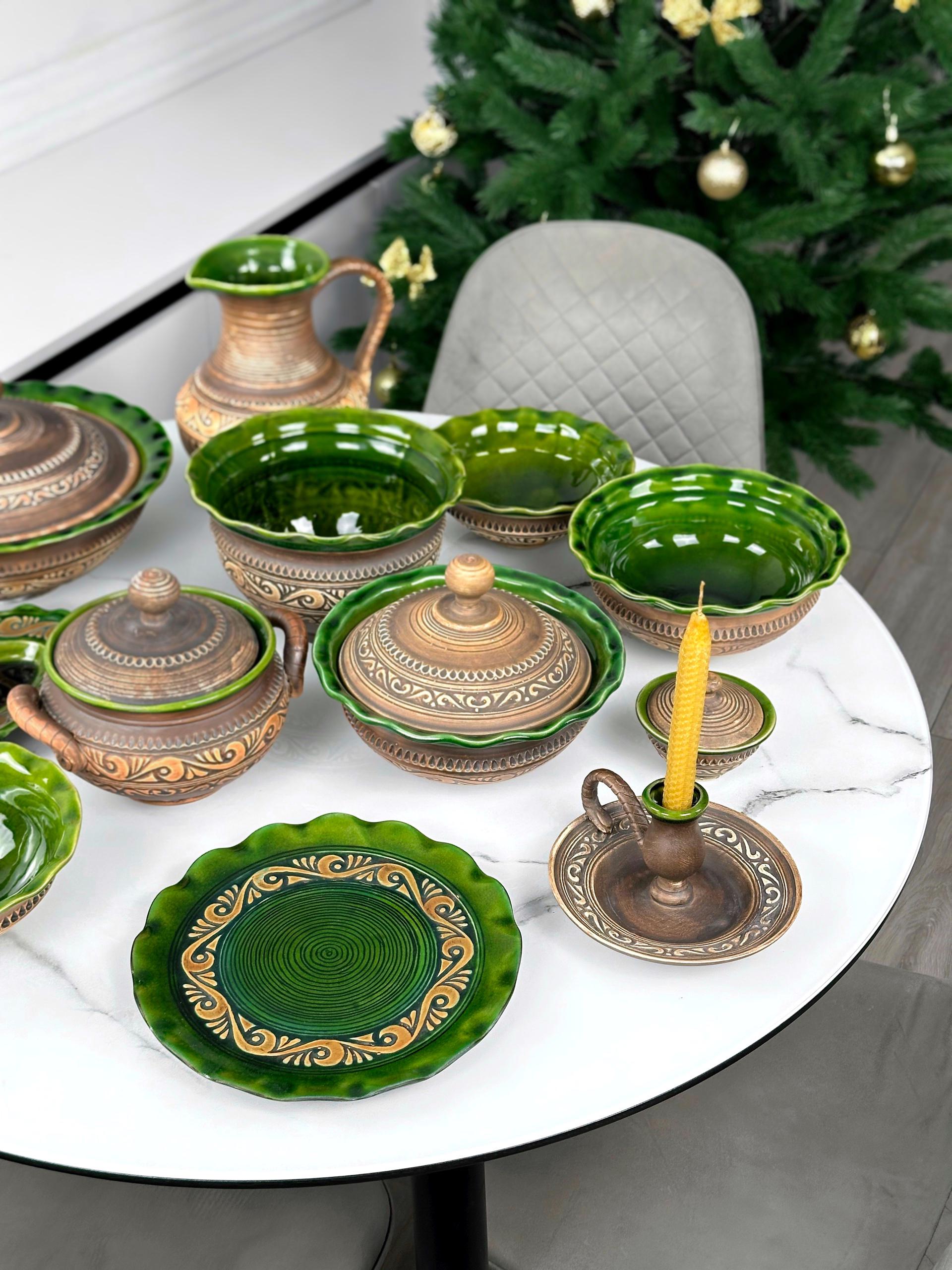 Набор глиняной посуды Рождественский Двенадцать блюд Гражда на 6 человек Коричневый (17019-37) - фото 3 Набор глиняной посуды Рождественский Двенадцать блюд Гражда на 6 человек Коричневый (17019-37) - фото 3