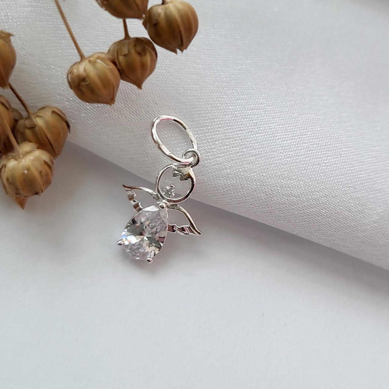 Підвіска Янгол з білим каменем Срібна 15х22 мм 925 проби 1.30г - фото 3 Підвіска Янгол з білим каменем Срібна 15х22 мм 925 проби 1.30г - фото 3