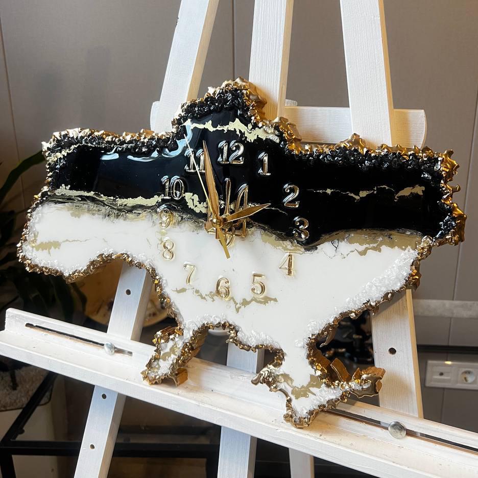 Часы настенные из эпоксидной смолы Карта Украины 50x32 см