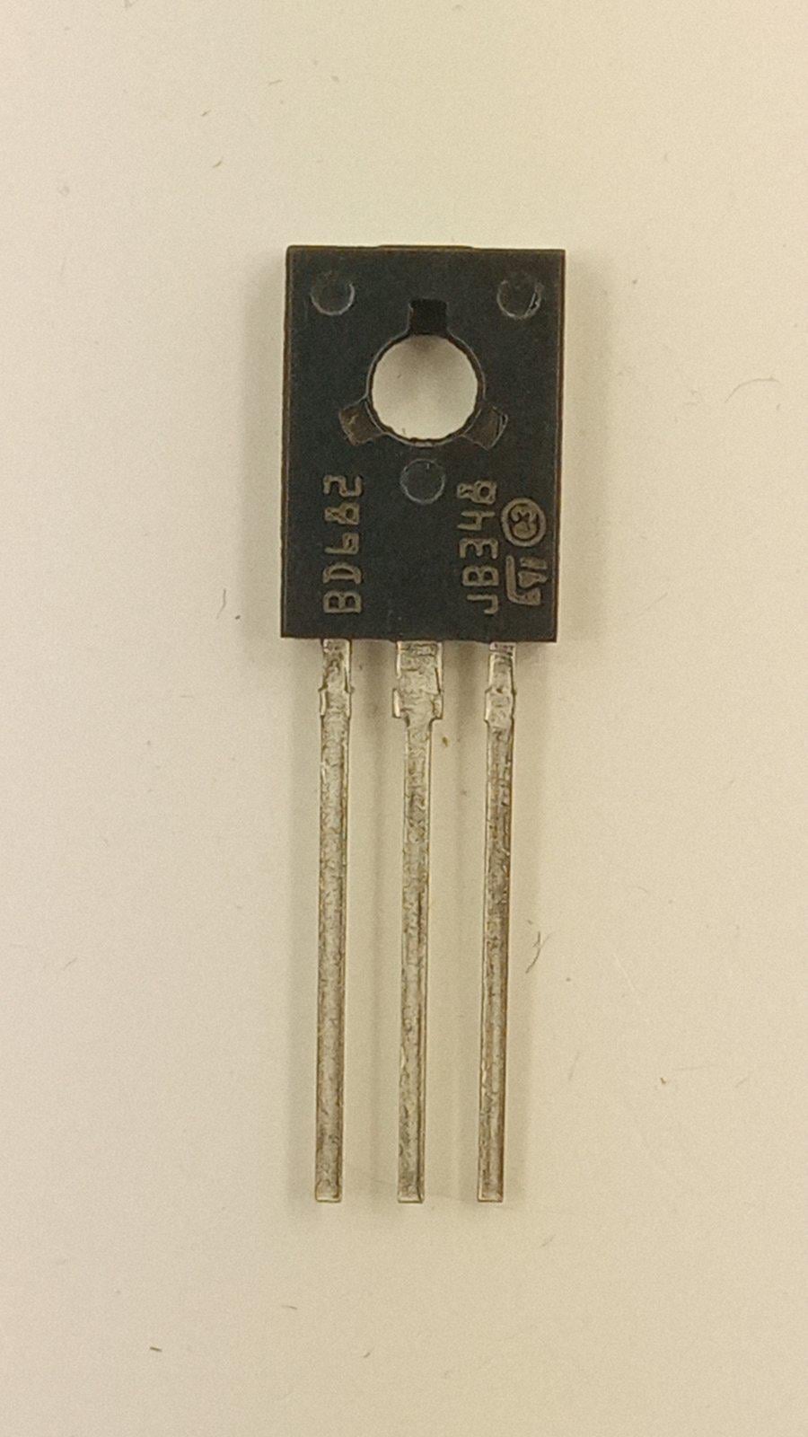 Транзистор BD682 Si-N-Darl+Di/100V/4A/40W TO-126 (23792)