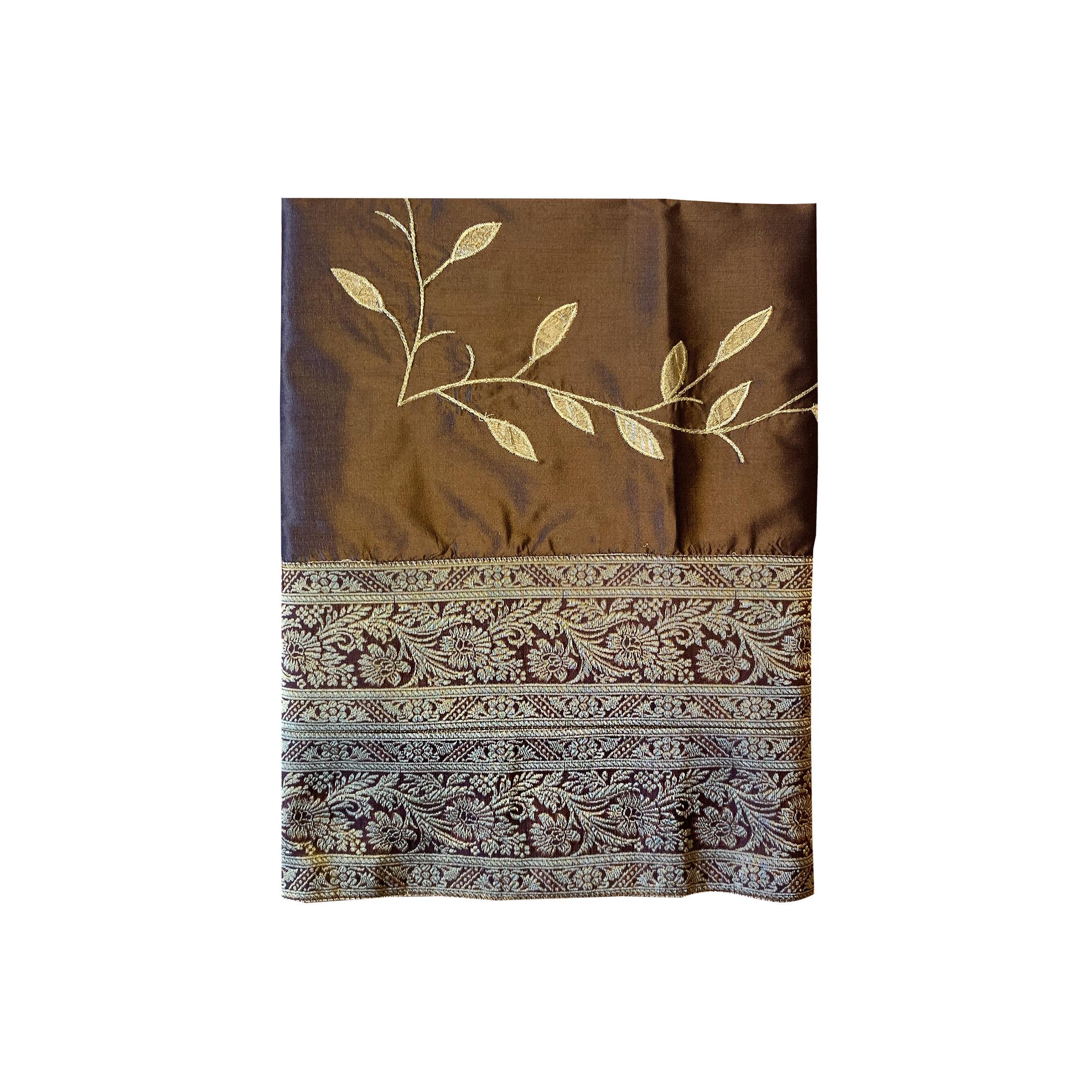 Скатертина декоративна Silk Route 140x250 см Коричневий (SK-847)