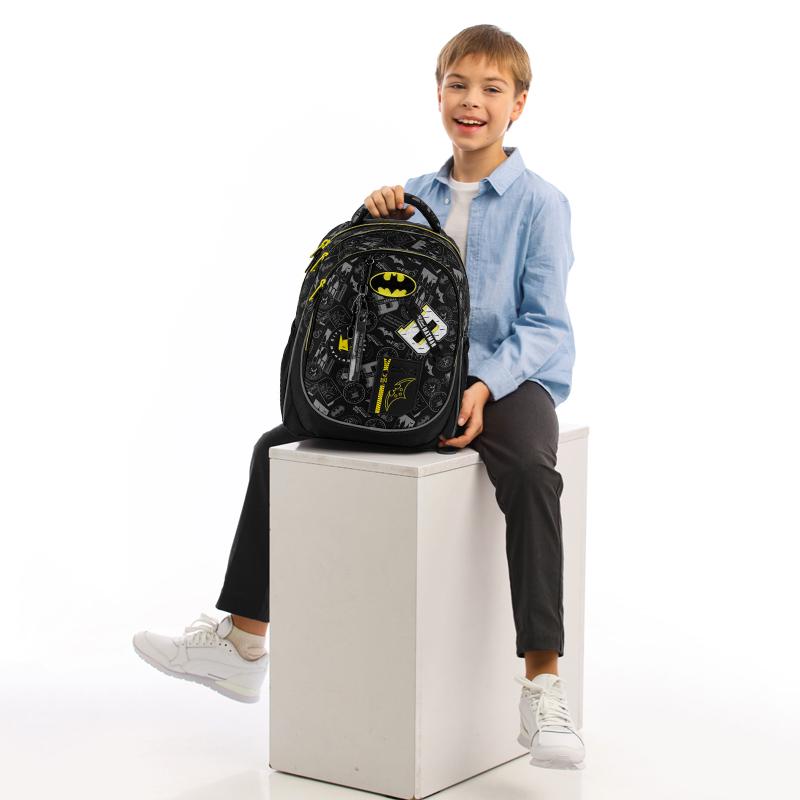 Рюкзак з ортопедичною спинкою для молодших класів KITE Education DC25-700M Batman (000995259) - фото 3 Рюкзак з ортопедичною спинкою для молодших класів KITE Education DC25-700M Batman (000995259) - фото 3