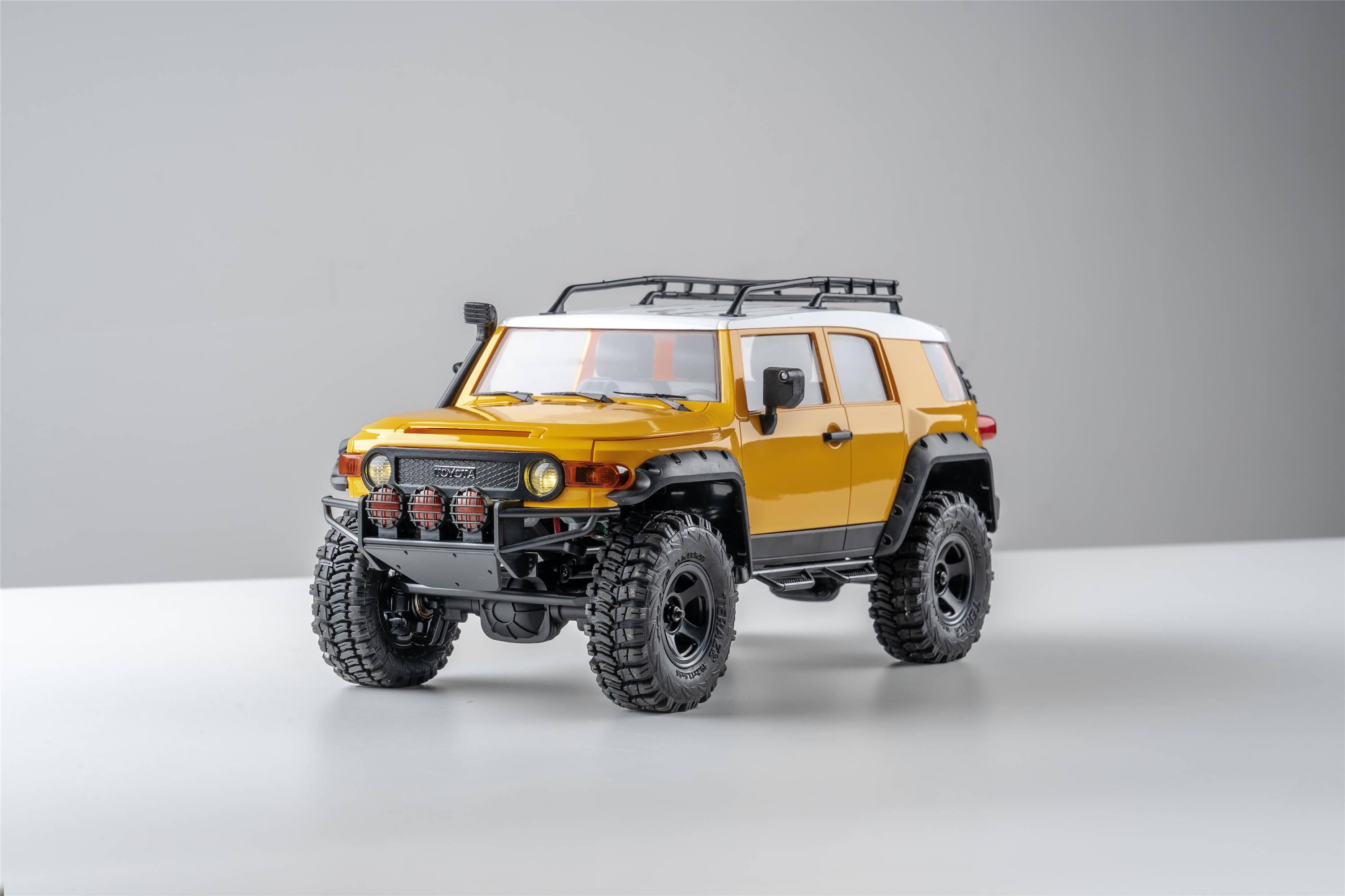 Машинка на радиоуправлении FMS 1:18 FJ Cruiser RTR Yellow - фото 28 Машинка на радиоуправлении FMS 1:18 FJ Cruiser RTR Yellow - фото 28
