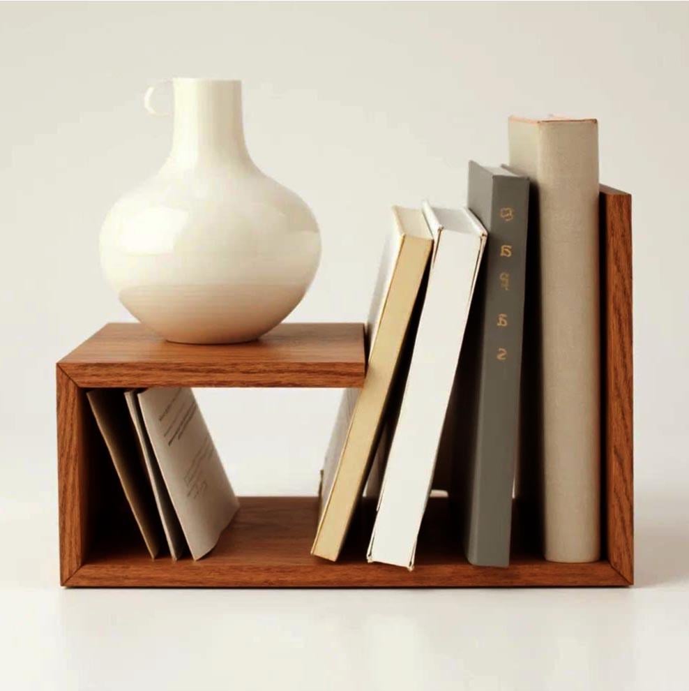 Полка книжная настольная из дерева Бадериан Охра (КПА-010304)