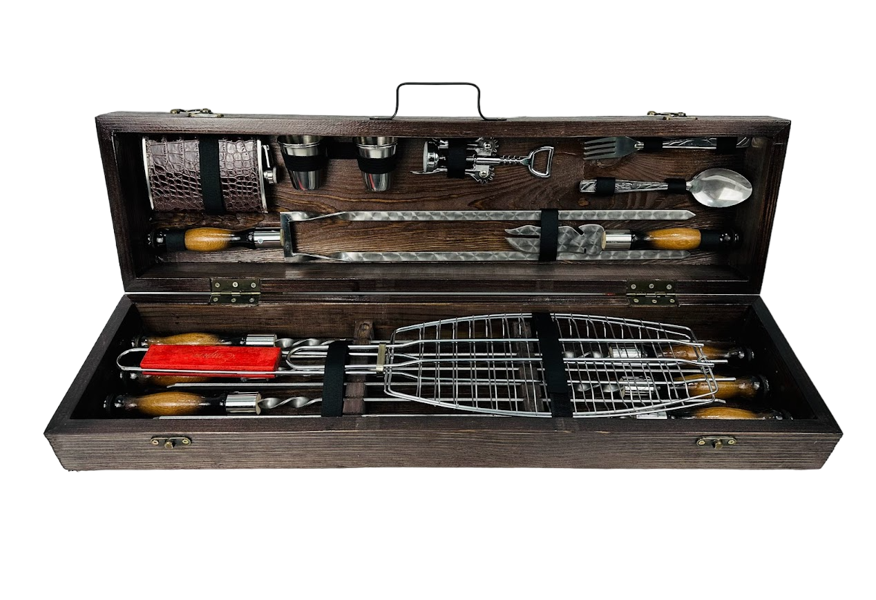 Набор шампуров подарочный Лесник в деревянном кейсе на 23 предмета (106-10-KS-7702)