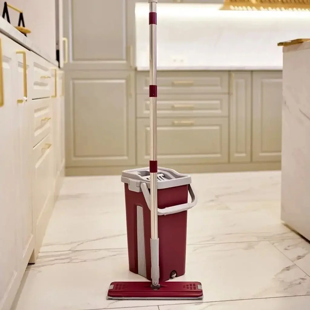 Швабра с ведром 11 л с автоматическим отжимом 2 насадки Красный (UR4516) Швабра с ведром 11 л с автоматическим отжимом 2 насадки Красный (UR4516)