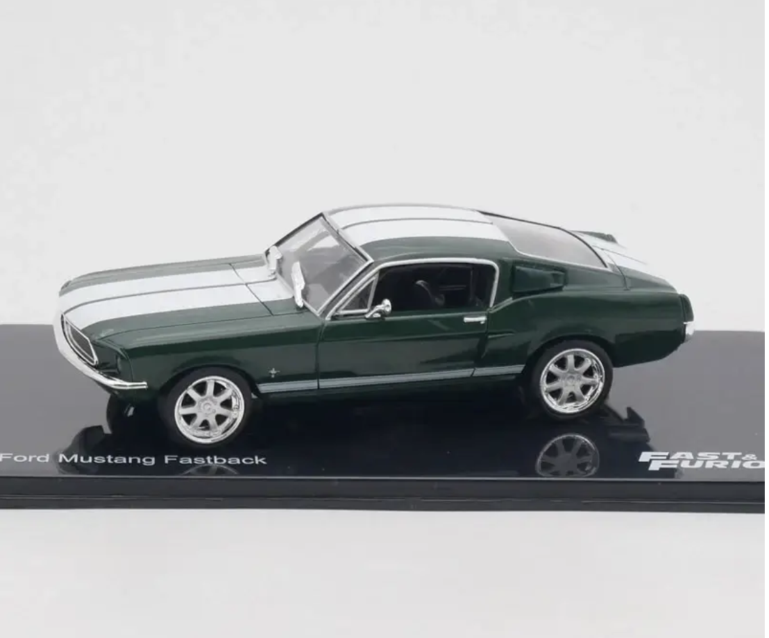Колекційна модель Ford Mustang Fastback 1967 Fast & Furious З кінофільму Форсаж 1:43