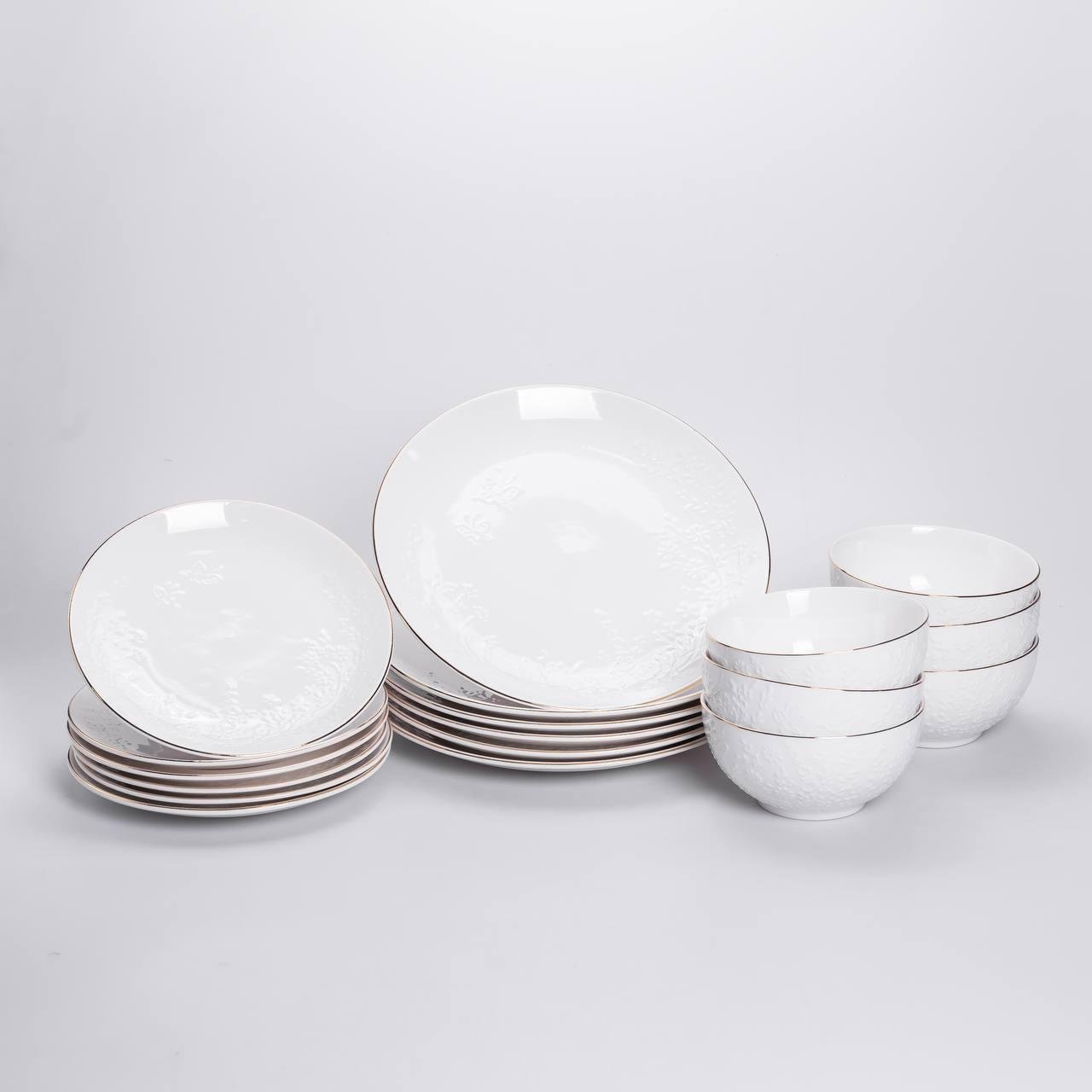 Столовый сервиз YIWU HP-19-40 фарфор 18 предметов 6 персон Белый (HP-19-40)