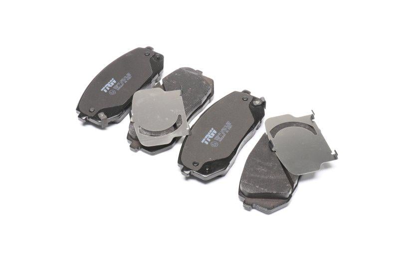 Тормозные колодки дисковые TRW Engine Components для Hyundai IX35 передние (GDB3647)