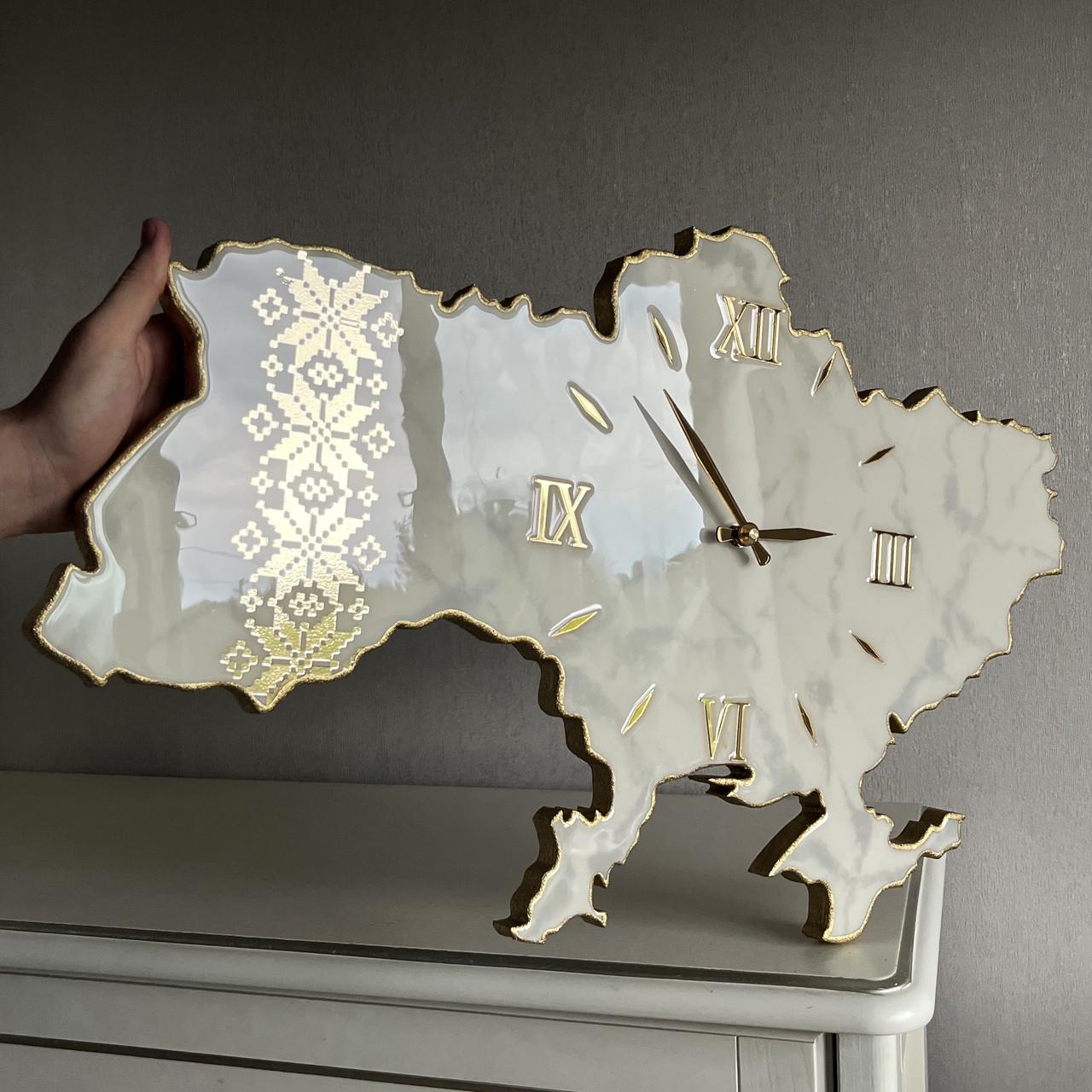 Часы настенные из эпоксидной смолы Карта Украины 60х38 см