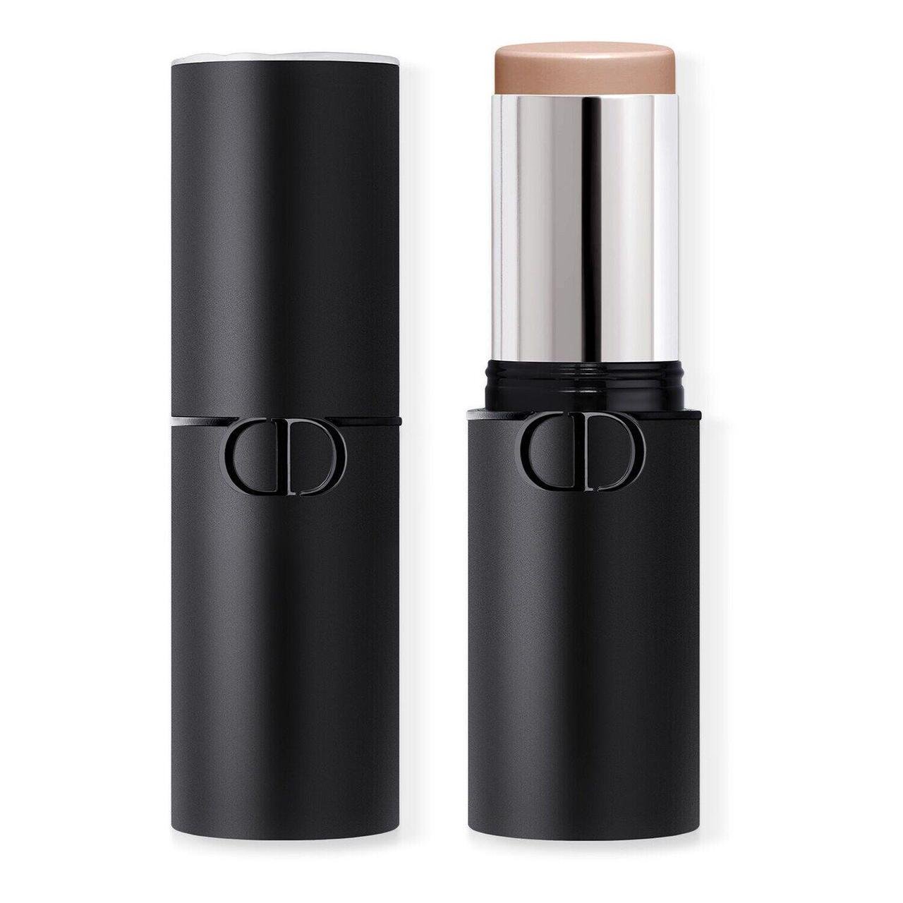 Стик для лица и бронзатор Dior Forever Skin Contour корректирующий 01 Liгht 10 г Стик для лица и бронзатор Dior Forever Skin Contour корректирующий 01 Liгht 10 г