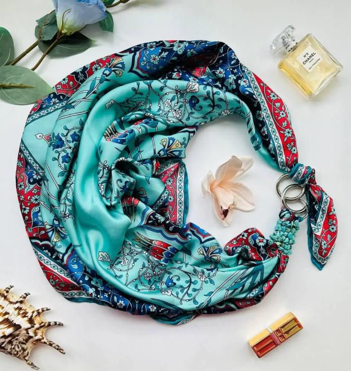 Хустка шовкова My Scarf Яскраві мрії оздоблена камінням 90х90 см Бірюзовий