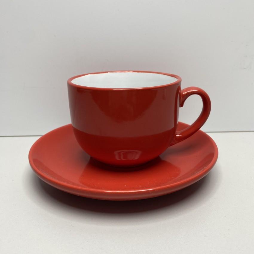 Чашка с блюдцем BonaDi 344-098 250 мл Красный