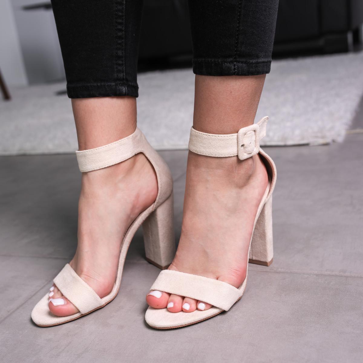 Босоножки женские Fashion р. 40 25,5 см Бежевый (3642)