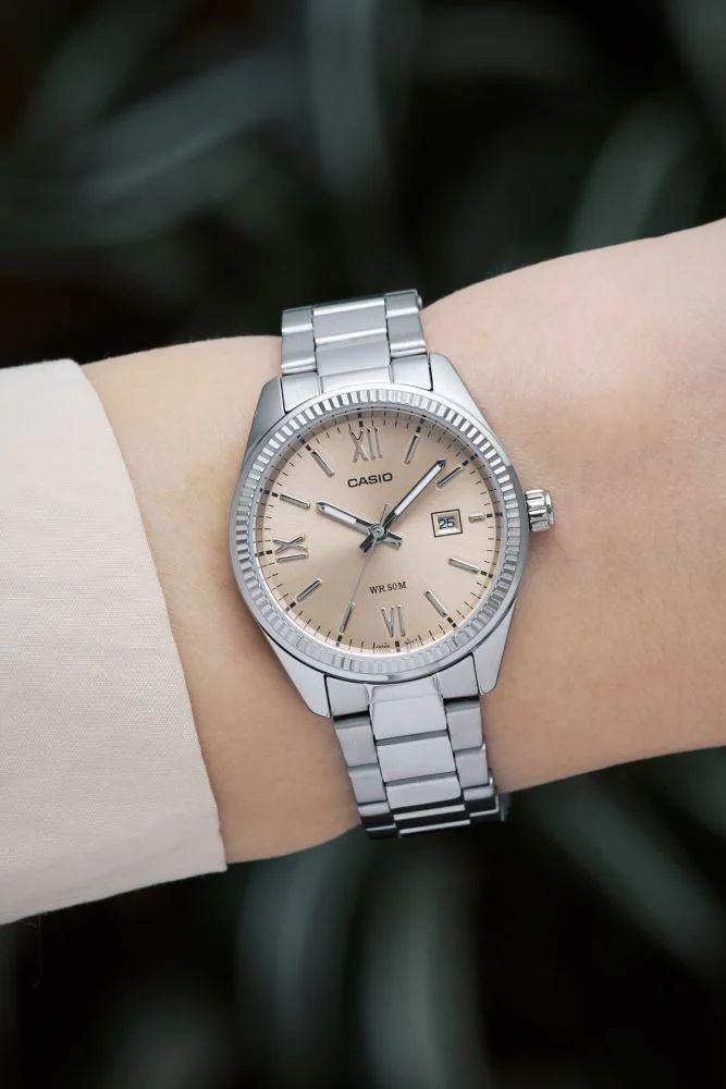 Наручний годинник жіночий Casio LTP-1302DD-4A2 d 30 мм Срібний/Рожевий - фото 5 Наручний годинник жіночий Casio LTP-1302DD-4A2 d 30 мм Срібний/Рожевий - фото 5