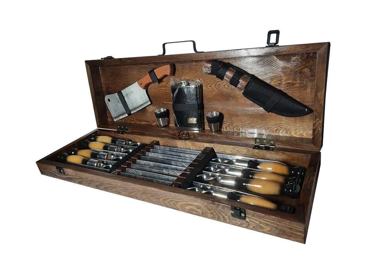 Подарочный набор Трофей шампуры с тарелками и приборами в деревянном чехле