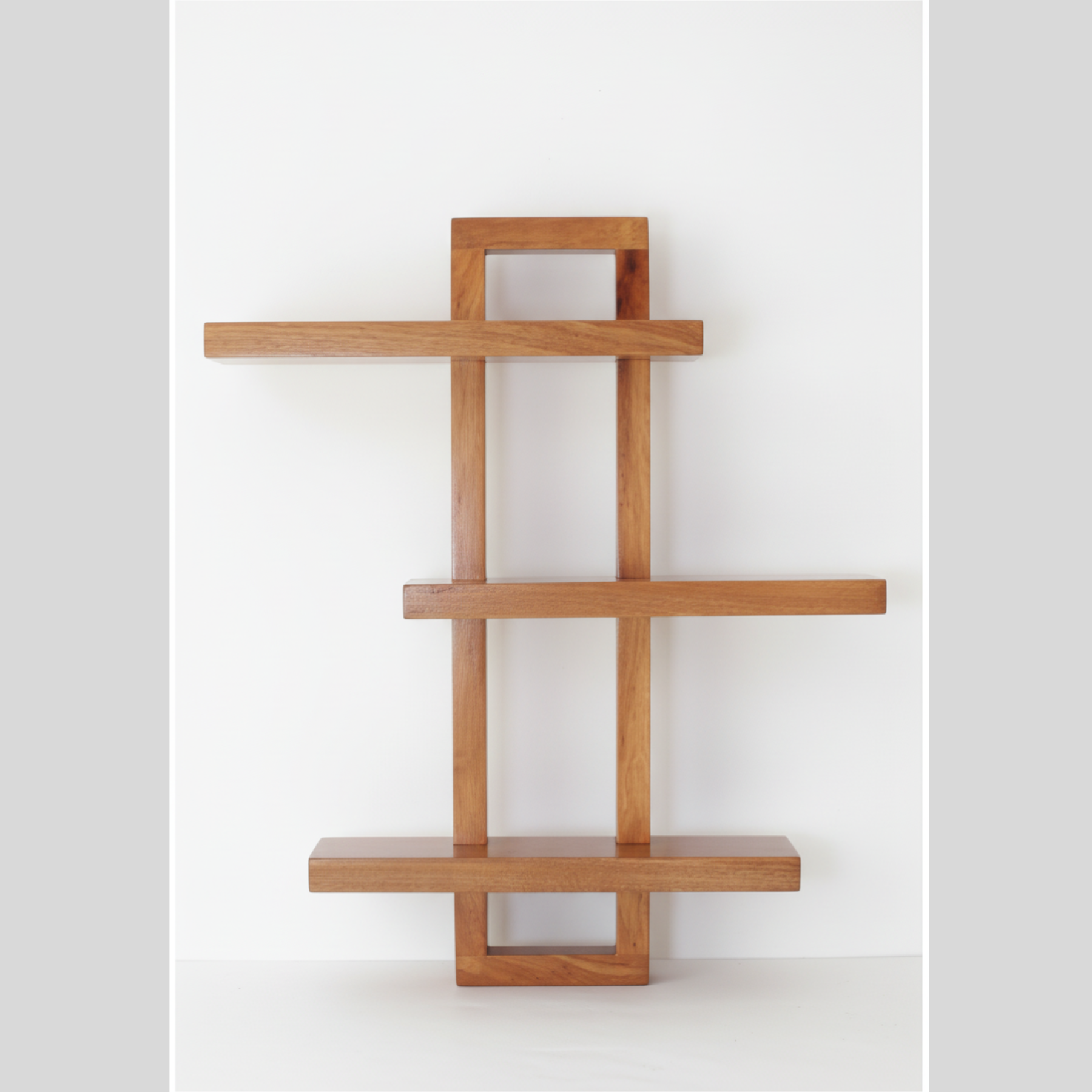 Поличка для квітів дерев'яна 65х50х15 см (ww3)