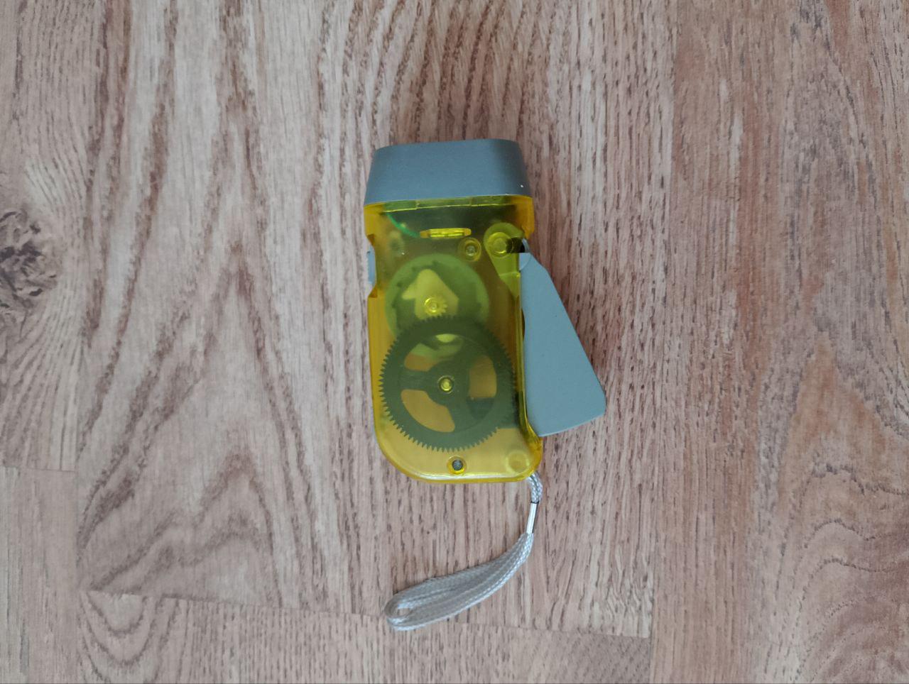 Ліхтарик світлодіодний Watton WT-092 зарядний Жовтий (8) - фото 4