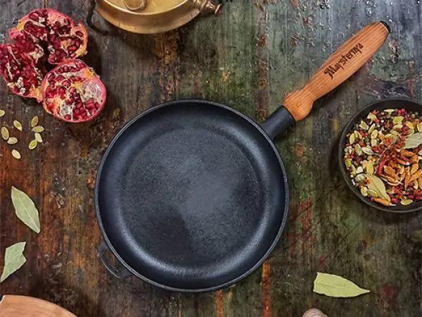 Сковорода Maysternya чавунна без кришки 28x6см (22720427) - фото 4 Сковорода Maysternya чавунна без кришки 28x6см (22720427) - фото 4