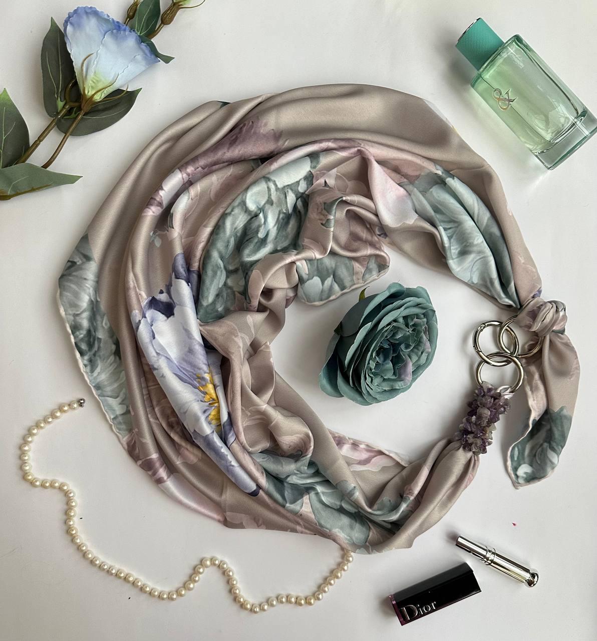 Платок My Scarf "Поэзия любви" украшенный аметистом 90х90 см (11439999)