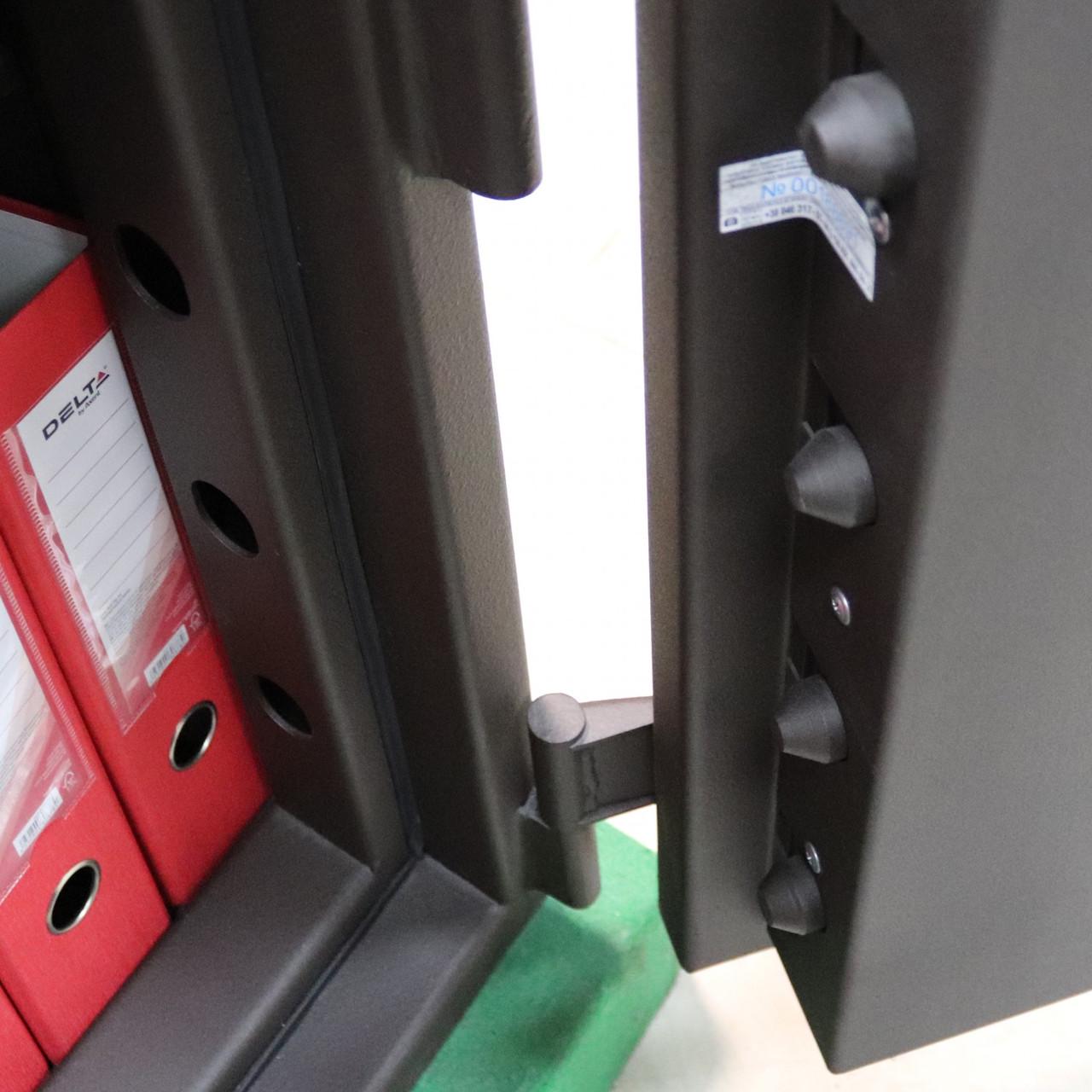 Сейф вогнезламостійкий Griffon CLE III.65.E (1540637425) - фото 4 Сейф вогнезламостійкий Griffon CLE III.65.E (1540637425) - фото 4