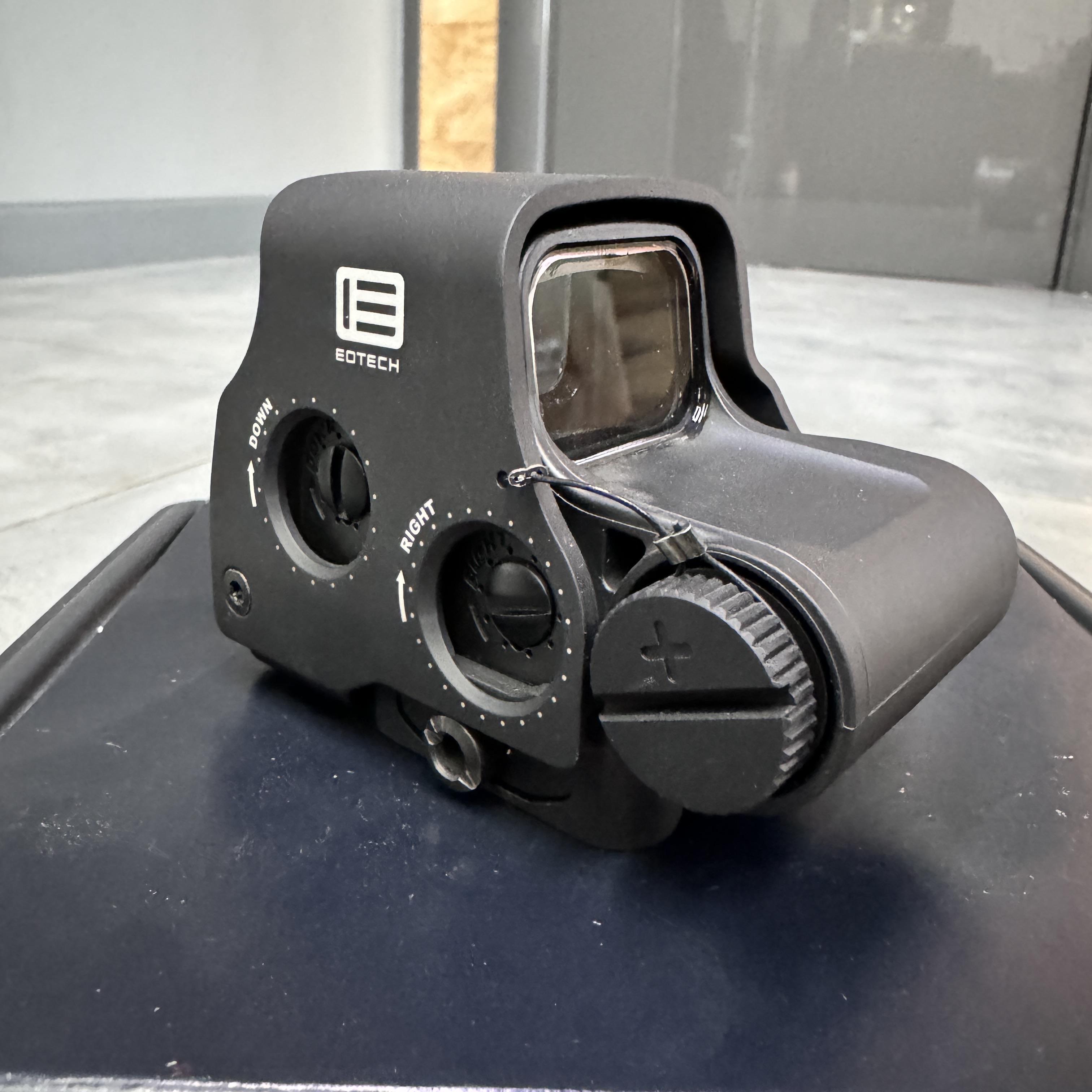 Приціл коліматорний EOTech EXPS2 голографічний коло 68 МОА з точкою 1 МОА з ударостійким кейсом (242095) - фото 6