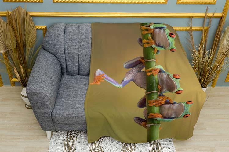 Плед Funny frogs on a branch плюш двухслойный 135х150 см (114016-2)