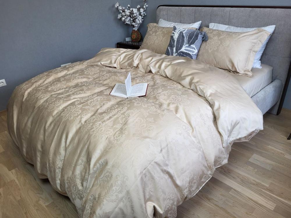 Комплект постельного белья на резинке Мир сатин жаккард Premium полуторный/наволочки 50х70/70х70 см Tiara Beige (9083) - фото 3 Комплект постельного белья на резинке Мир сатин жаккард Premium полуторный/наволочки 50х70/70х70 см Tiara Beige (9083) - фото 3